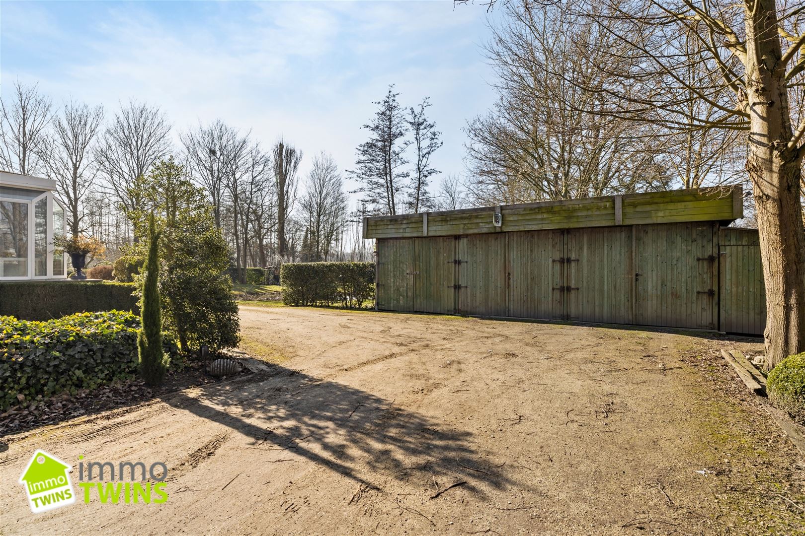 Imposant Landhuis op een Perceel van 6607m² te Grembergen foto 22