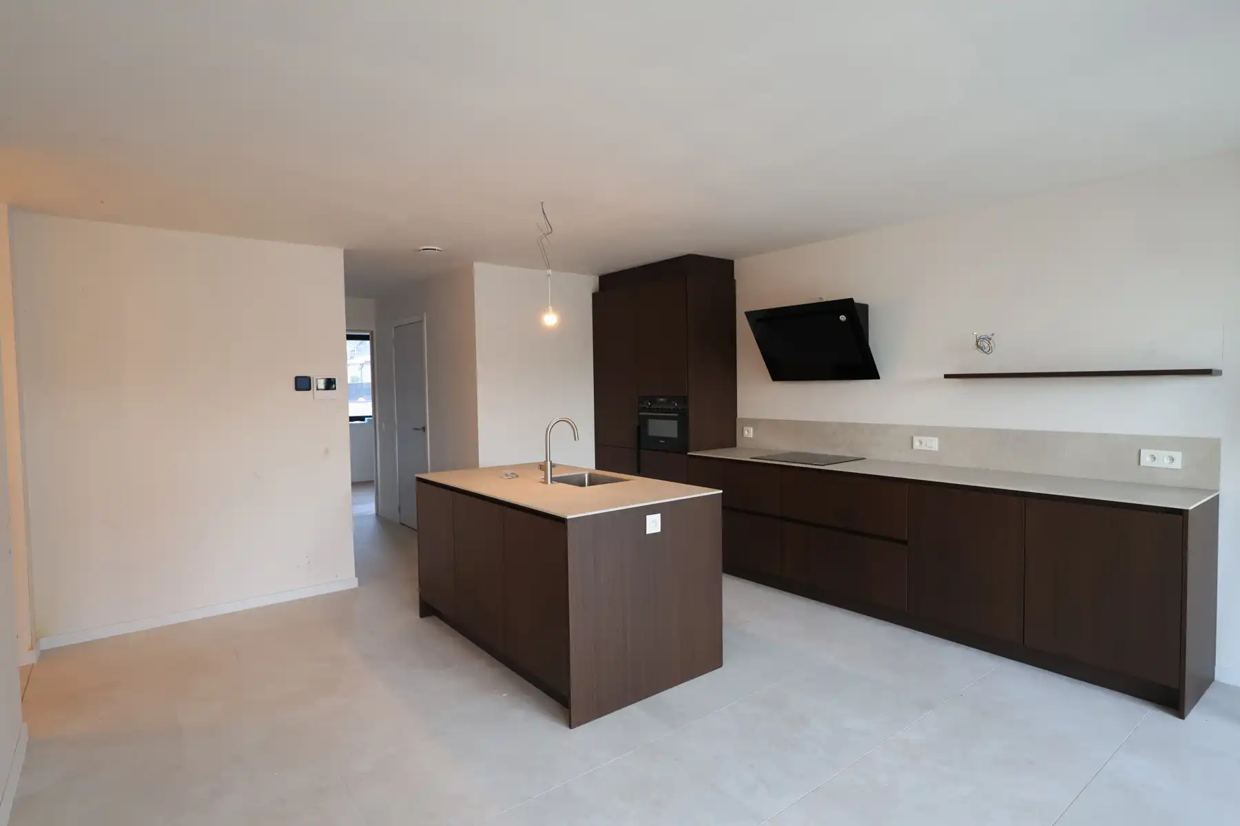 Nieuwbouw appartement op de 2de verdieping van 84m² met 2 slaapkamers en terras. foto 2