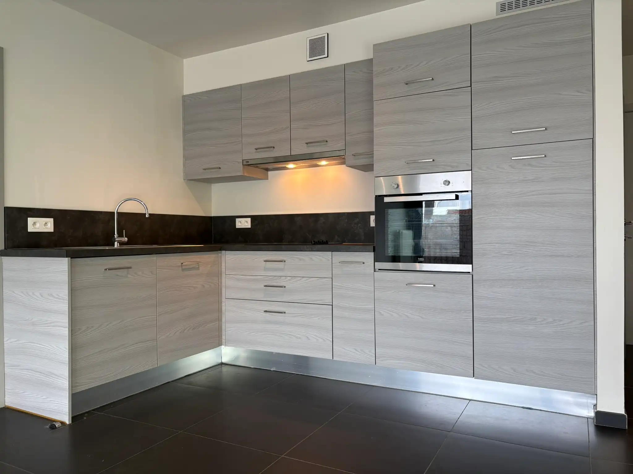 Appartement met twee slaapkamers en autostaanplaats foto 3