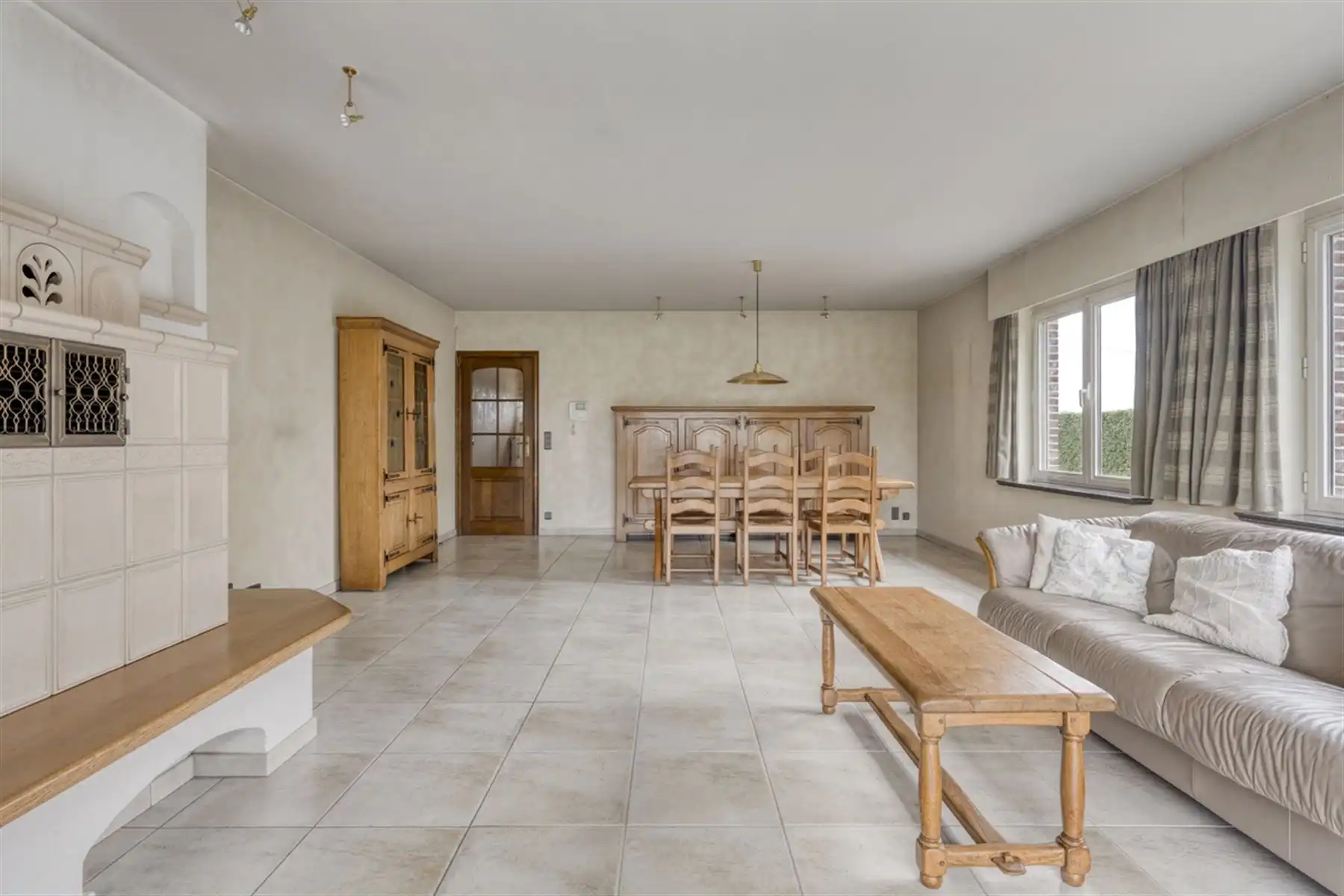 Vrijstaande woning met wijds uitzicht over de velden foto 6