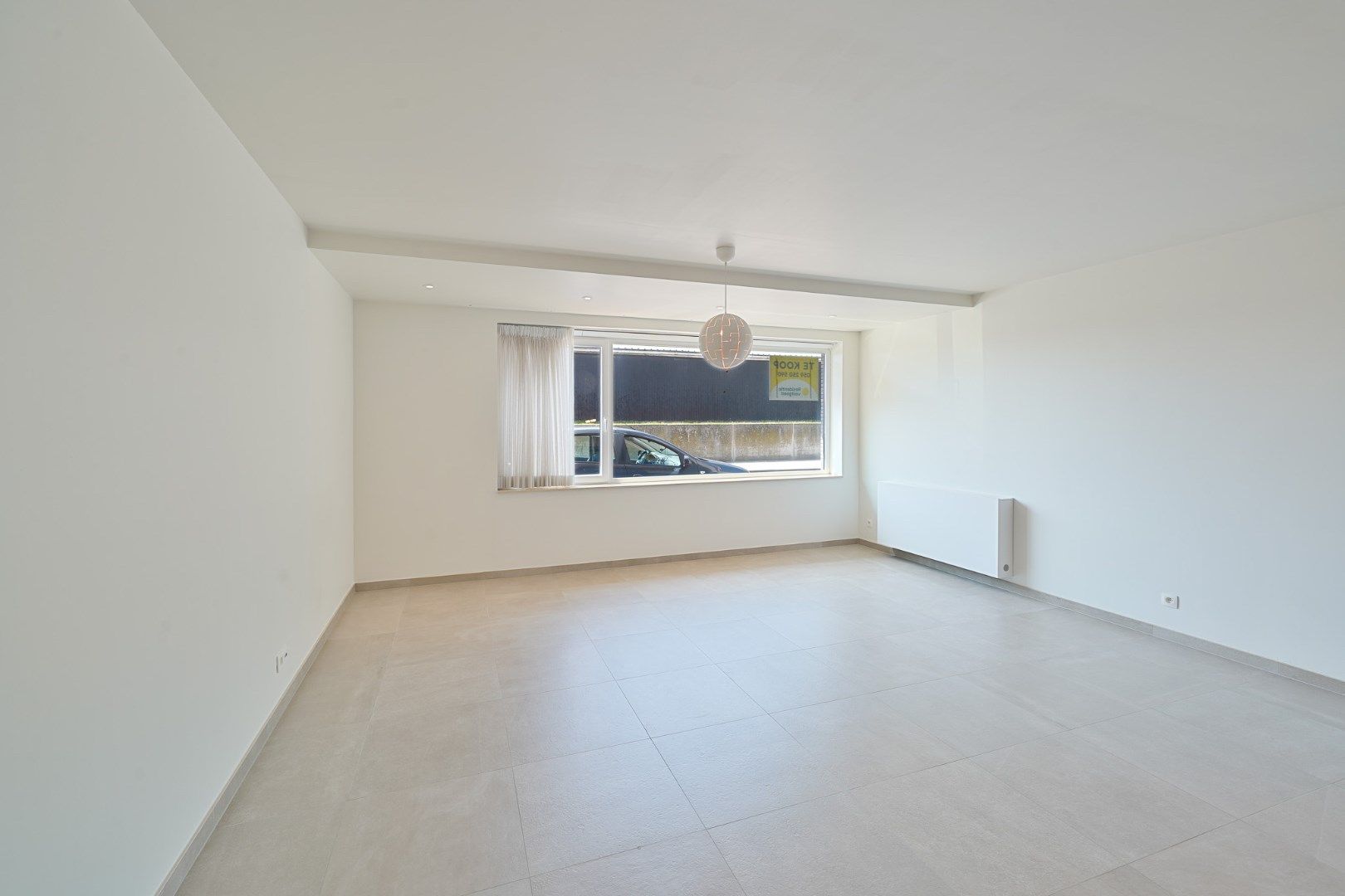 Recent gelijkvloers 2-slaapkamer appartement vlakbij de Spuikom te Bredene foto 4