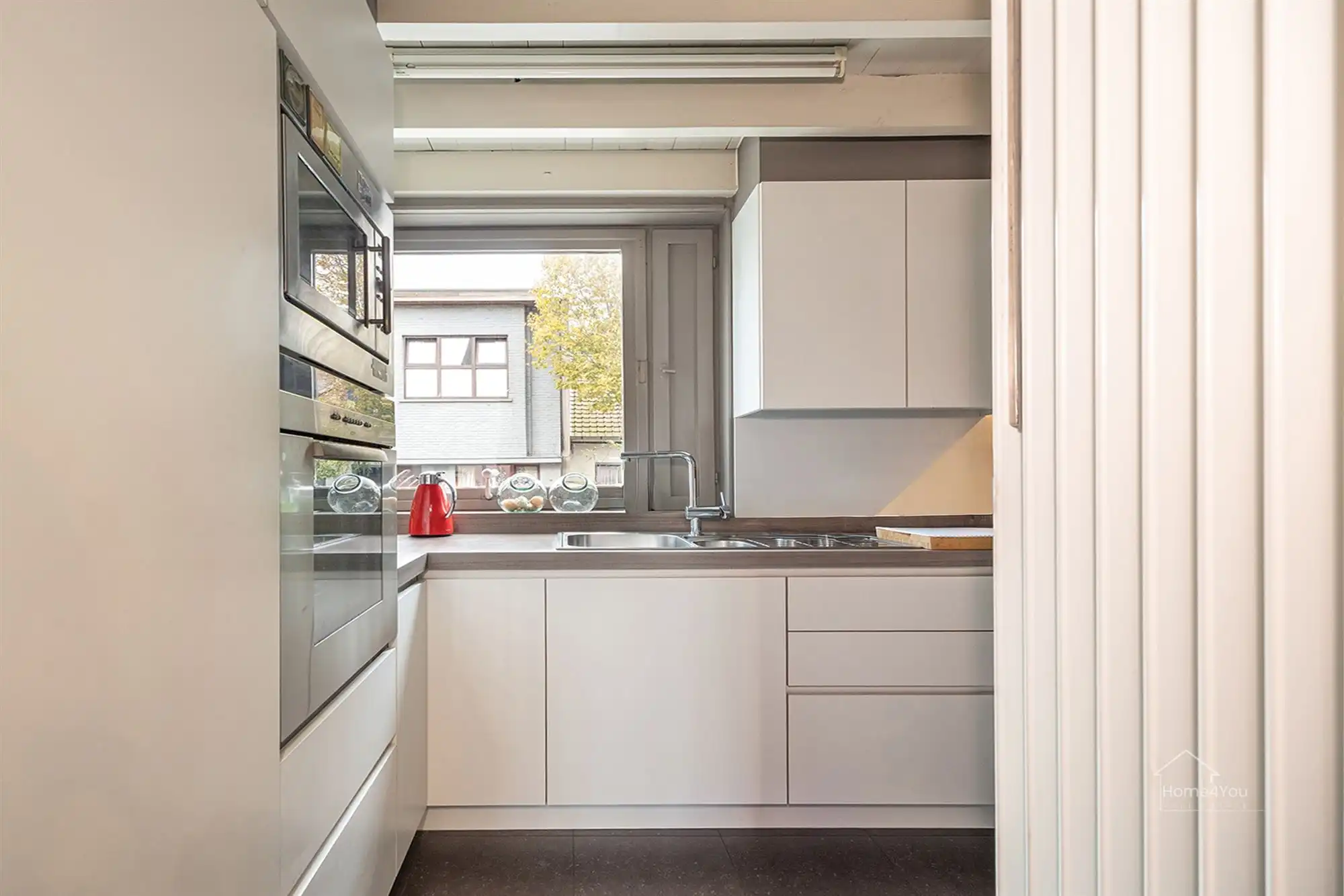 Lichtrijke architectenwoning met zuidtuin, vlot bereikbaar foto 3