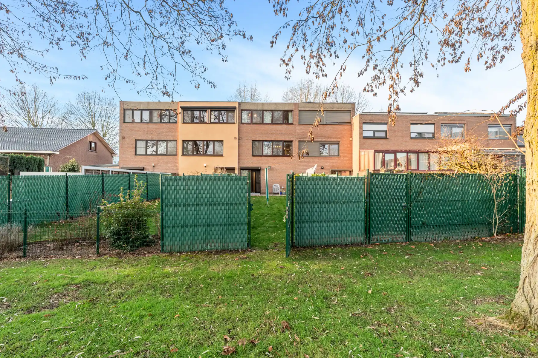 Woning met 2 ruime slaapkamers, een garage en tuin foto 17