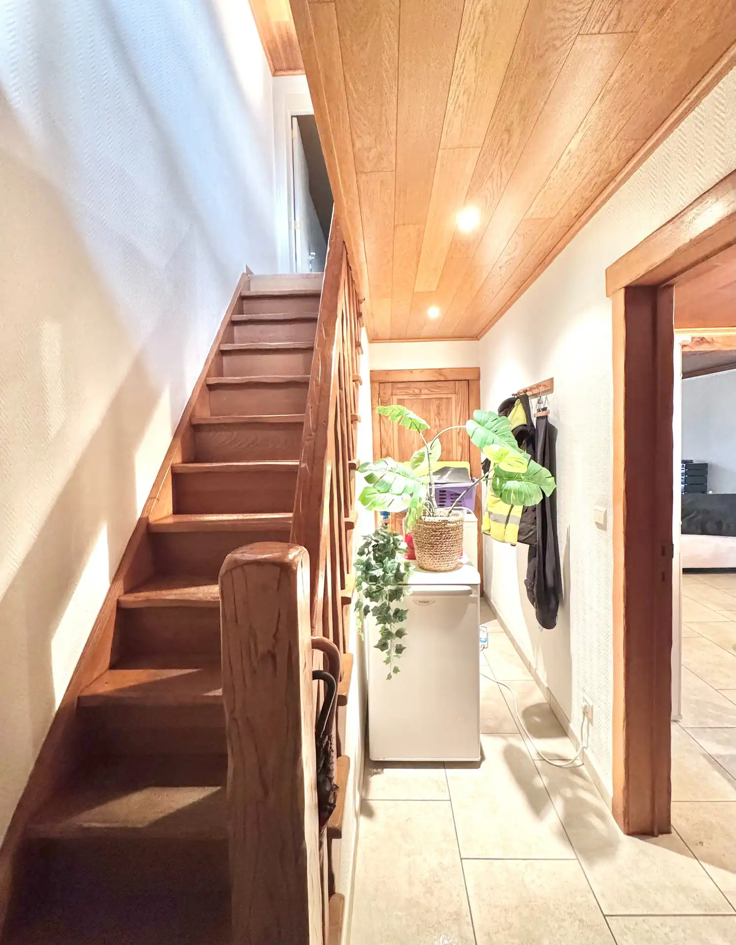 WONING MET TUIN & GARAGE OP 240 M² foto 3