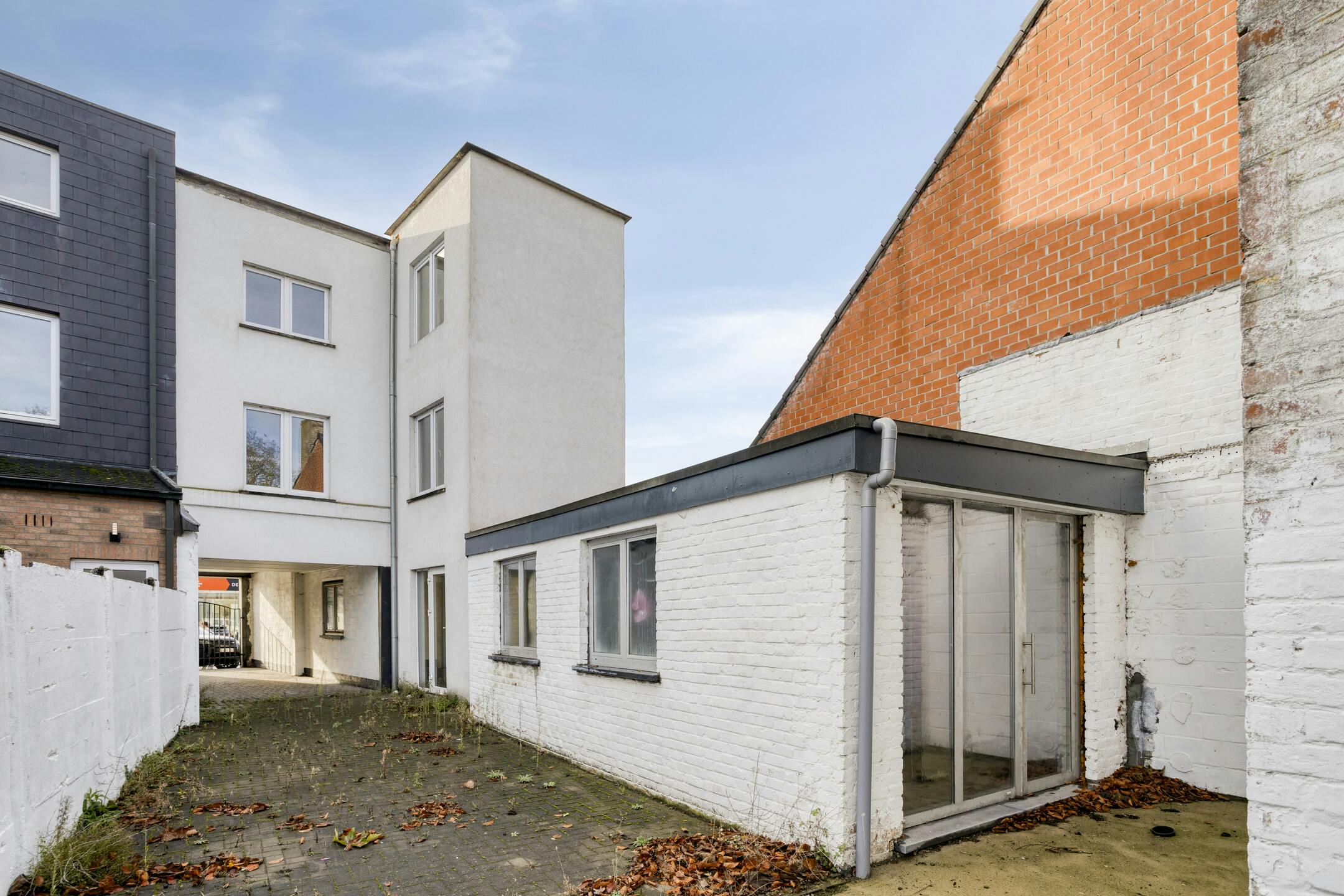 Handelspand met appartement en atelier te koop in Adegem foto 30