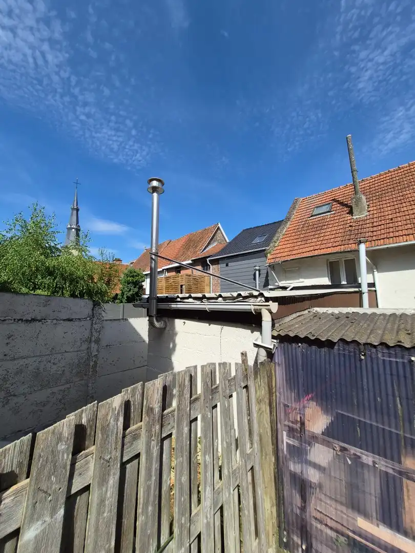 Te renoveren burgerwoning in hartje Sint-Truiden foto 10