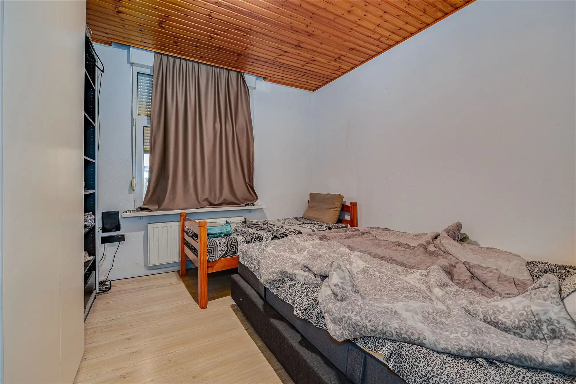 Woning met koer thans ingedeeld in 2 appt foto 15