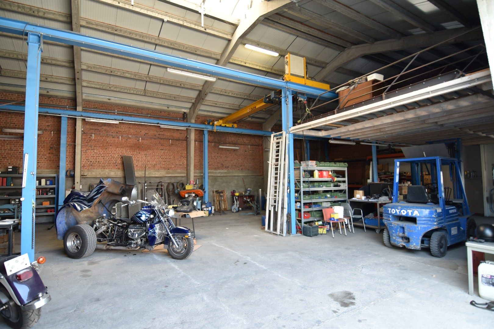Opslagruimte van 316 m² met vlotte bereikbaarheid te huur in Gullegem foto 4