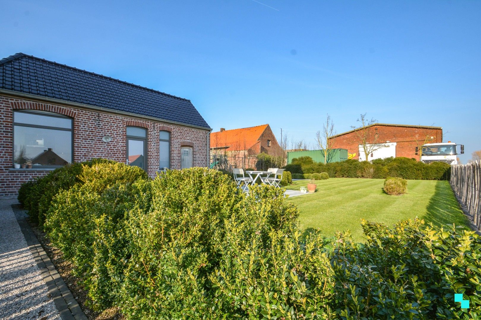 Alleenstaande landelijk gelegen woning met 3 slaapkamers foto 24