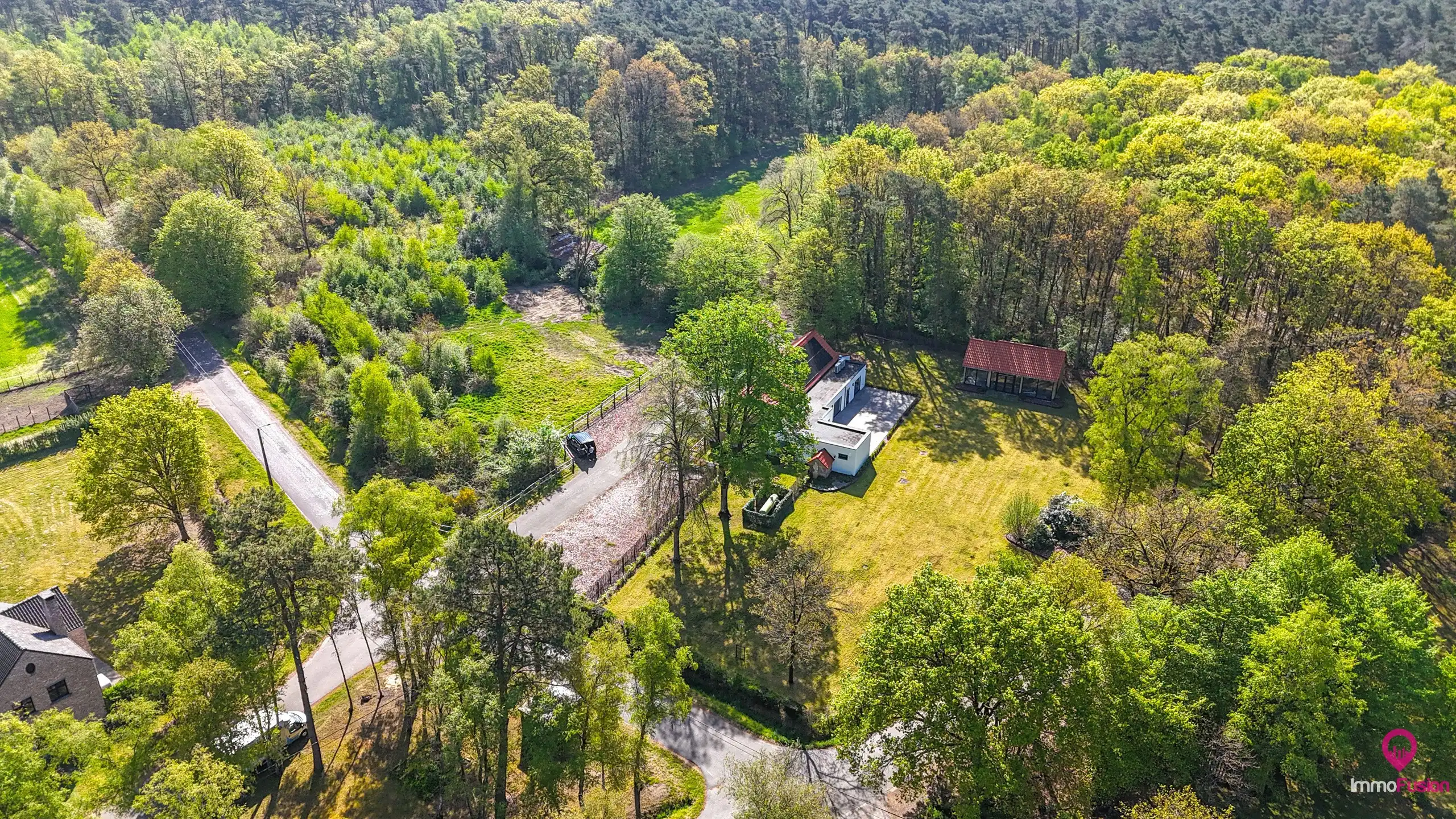 Multifunctioneel horecapand op een perceel van 1.9 hectare! foto 75