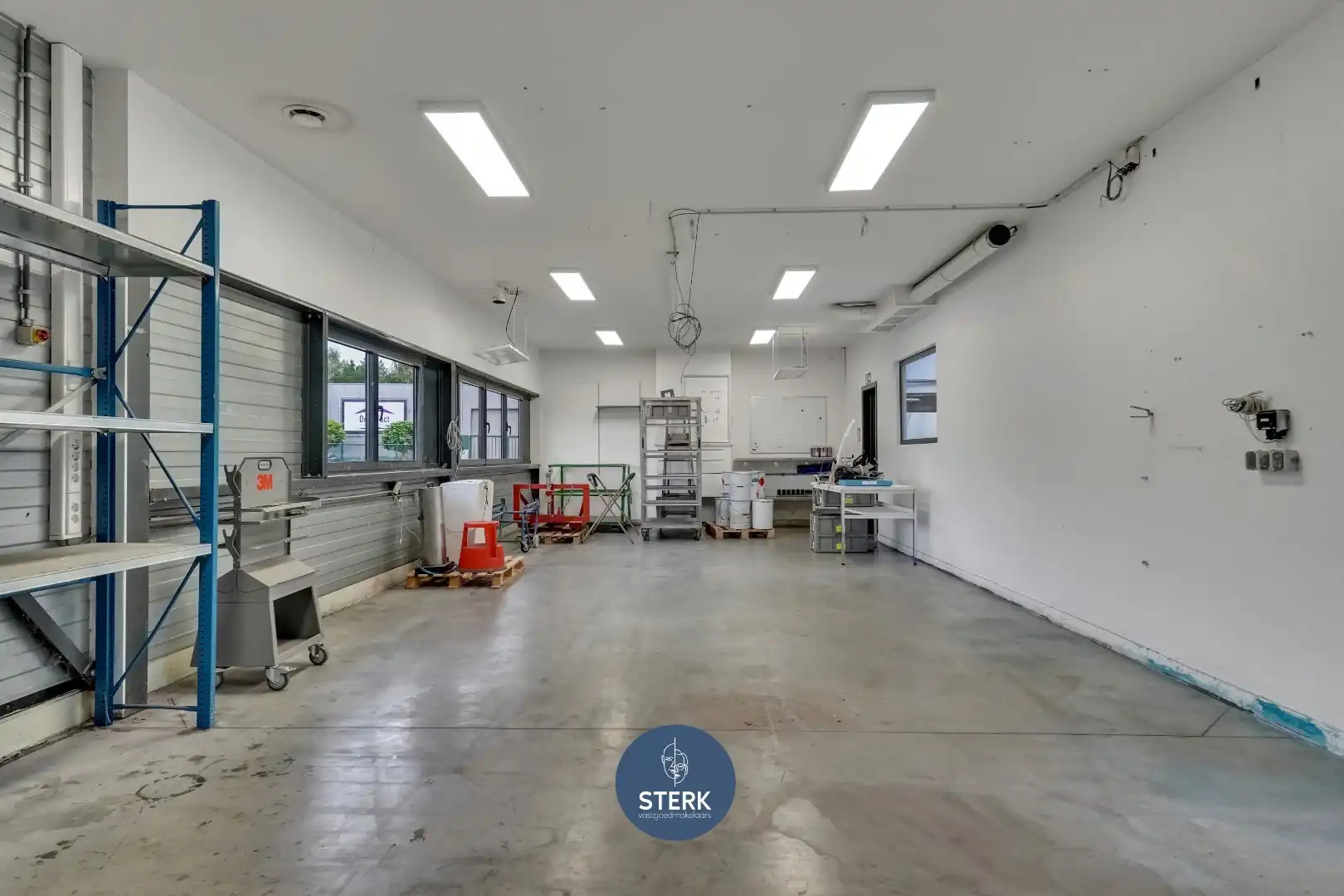 VEELZIJDIG INDUSTRIEPAND MET INSTAPKLAAR APPARTEMENT TE MAASMECHELEN ! foto 15