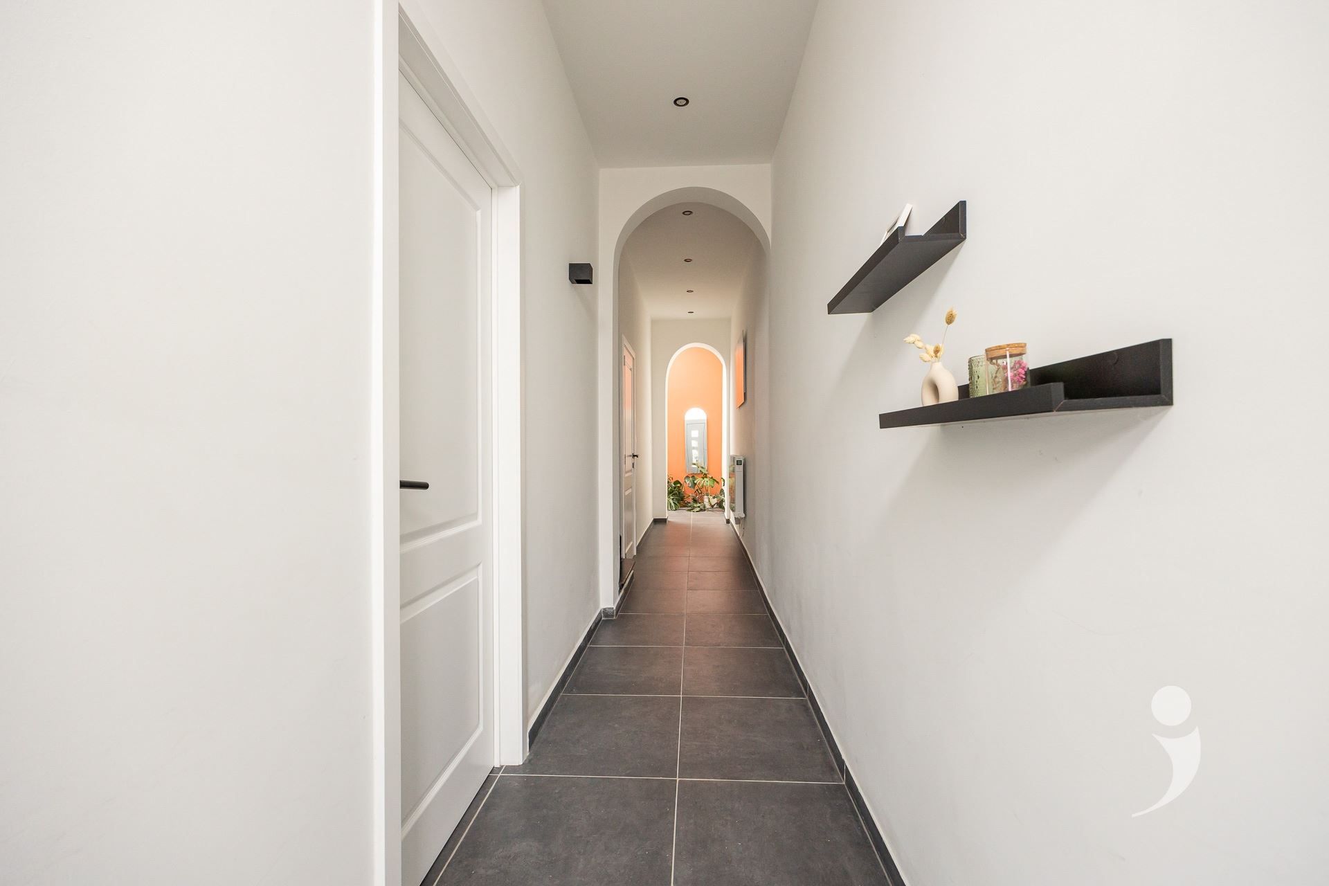 Volledig gerenoveerde woning op wandelafstand van centrum Aarschot! foto 2