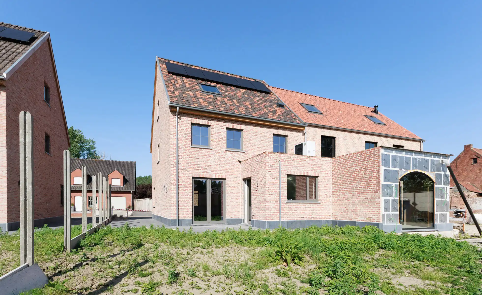 Ruime energiezuinige nieuwbouwwoning (Links) foto 15