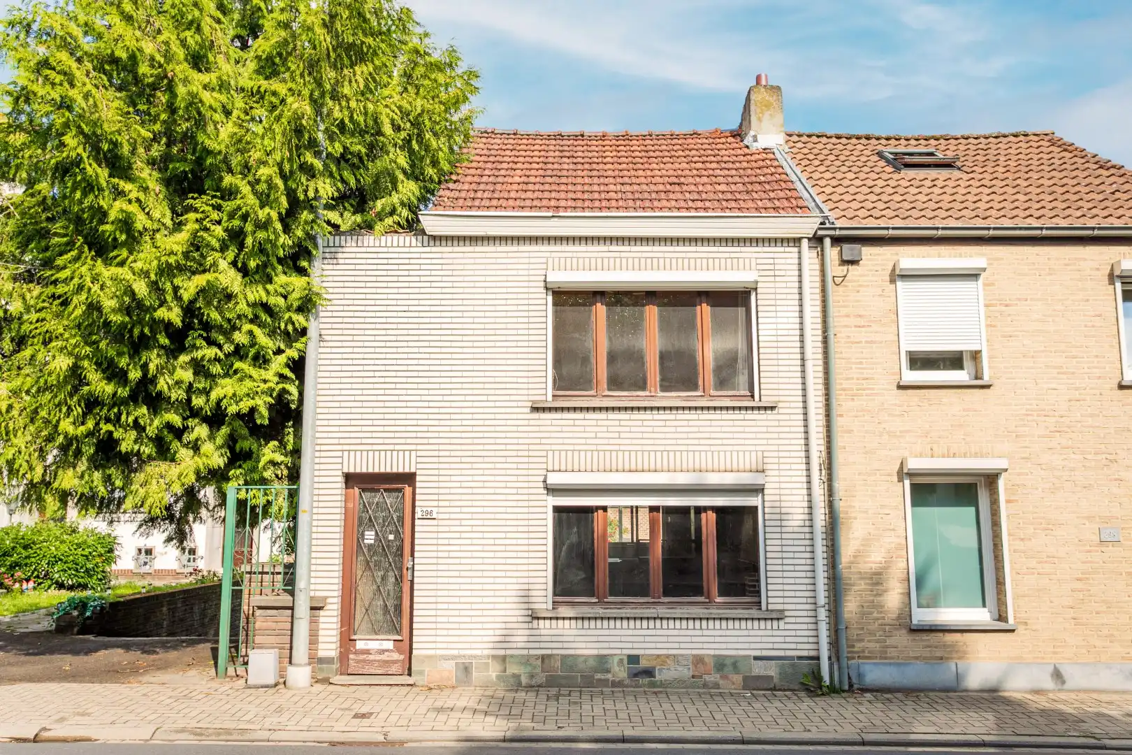 Te renoveren woning te Buizingen met veel potentieel op 1a35ca foto 2