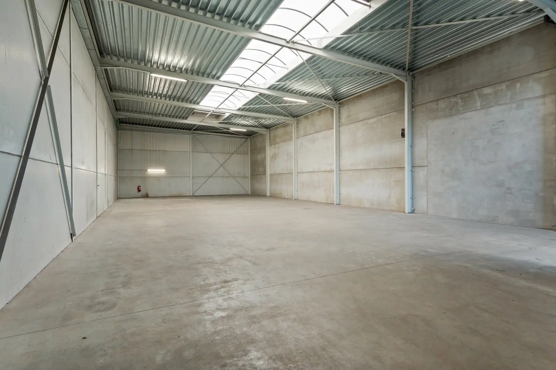 KMO Unit van 375m²+2pp foto 10
