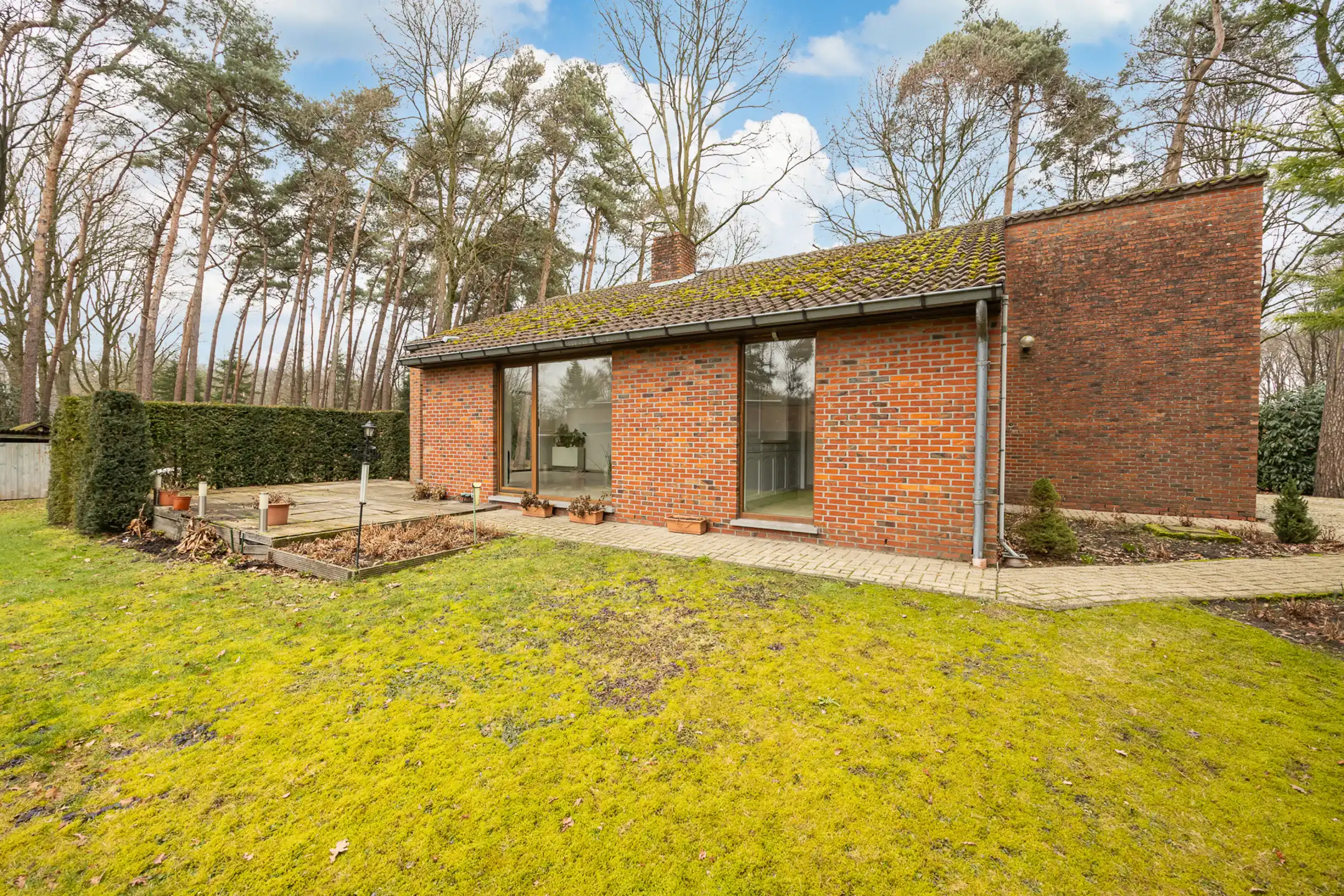 Te renoveren laagbouw gelegen op groot perceel te Merksplas. foto 30