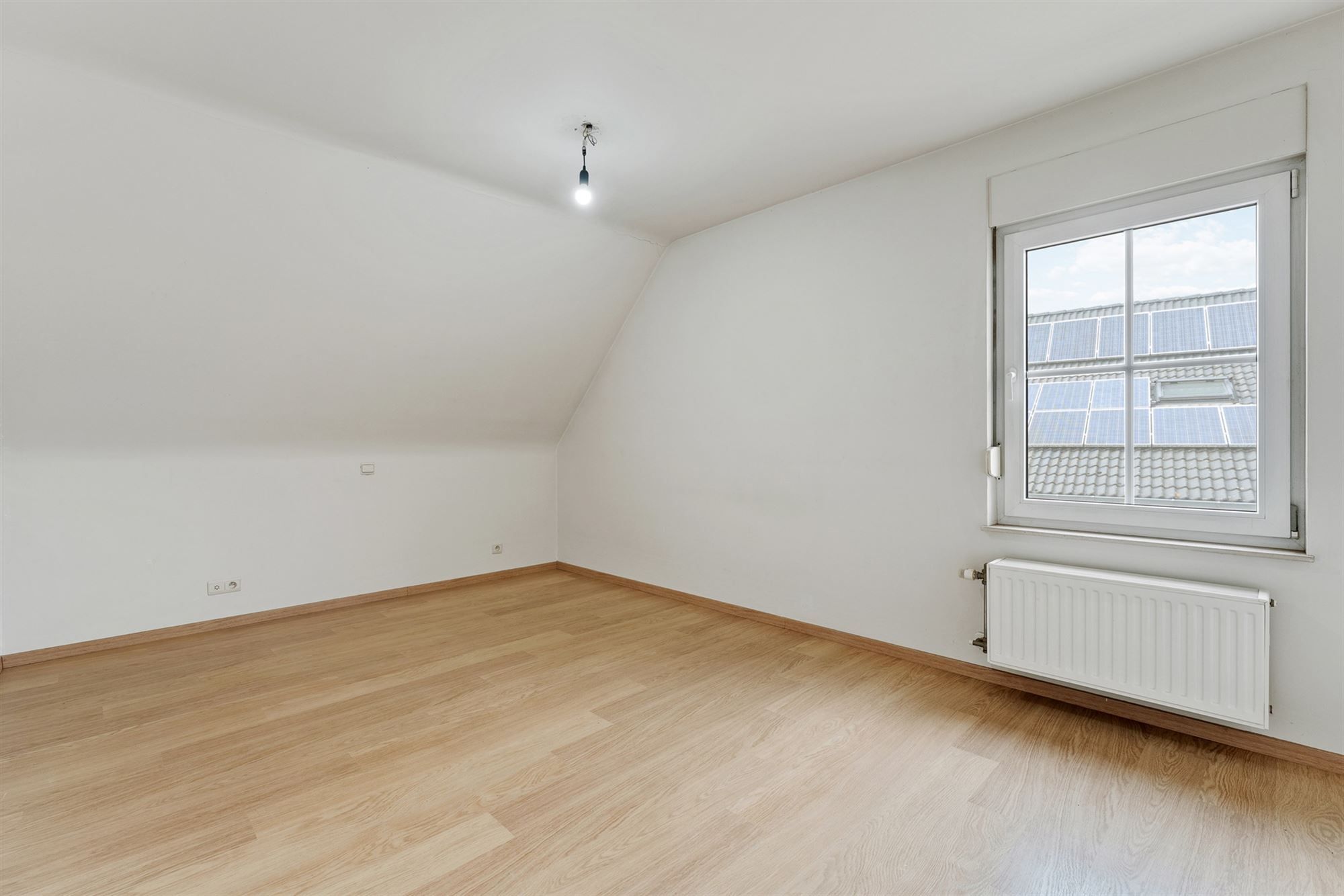 RUIME WONING OP RUSTIGE LIGGING IN KOERSEL CENTRUM foto 18