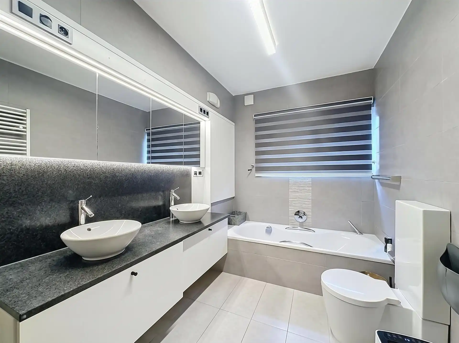 Prachtige open bebouwing met 4 slaapkamers op perceel van 4500m² in Sint-Niklaas. foto 17