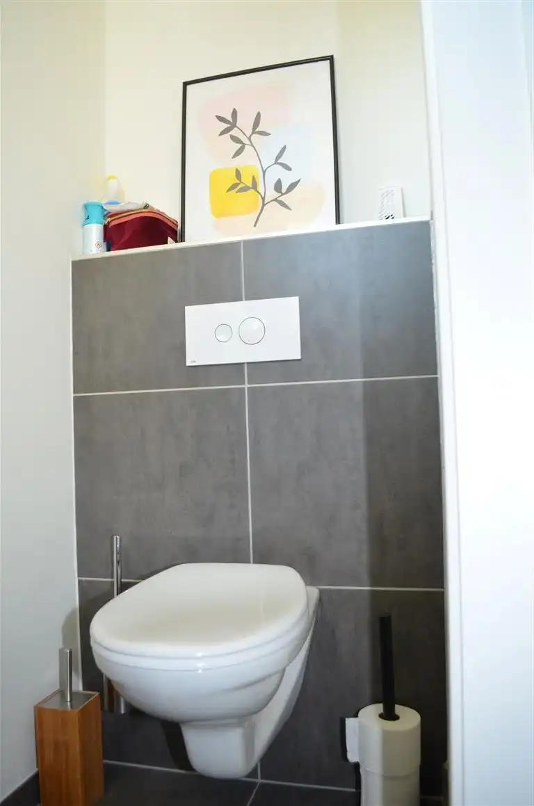 Appartement met twee slaapkamers, autostaanplaats en kelderberging in het centrum. foto 13