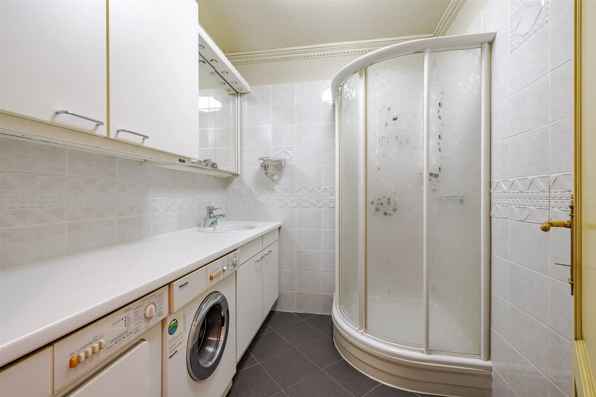 Appartement met 3 slaapkamers en zicht op de grote markt foto 13
