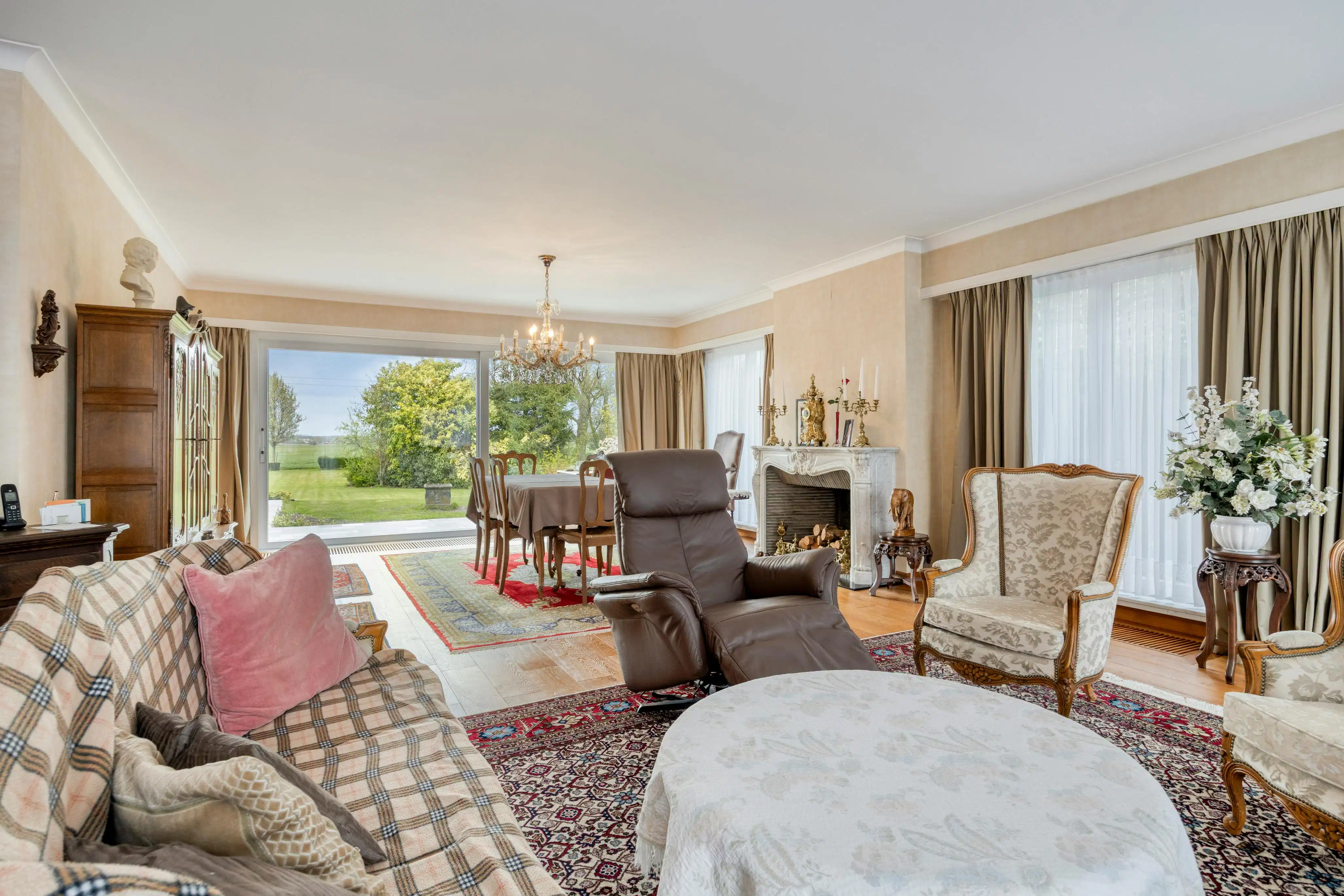 Landelijke laagbouw villa te koop in Reet op 2.500 m² foto 9