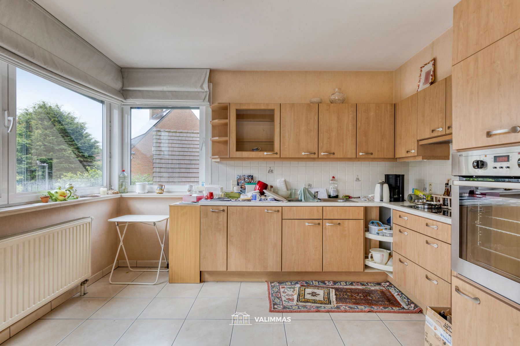 Residentieel gelegen driegevelwoning met garage, tuin...  foto 11