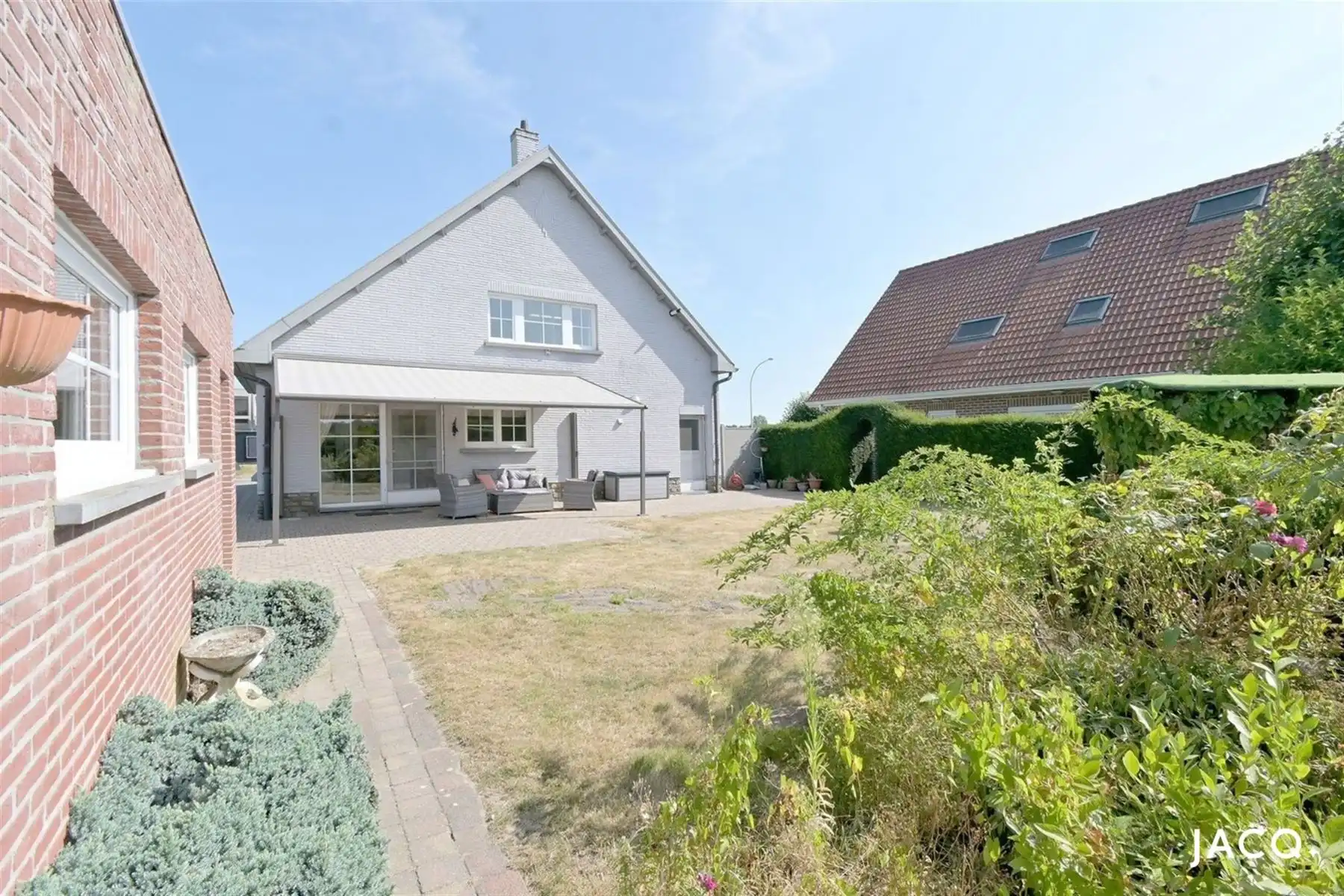 Ruime villa met 4slpk's op een prachtig perceel van 1203m²! foto 24