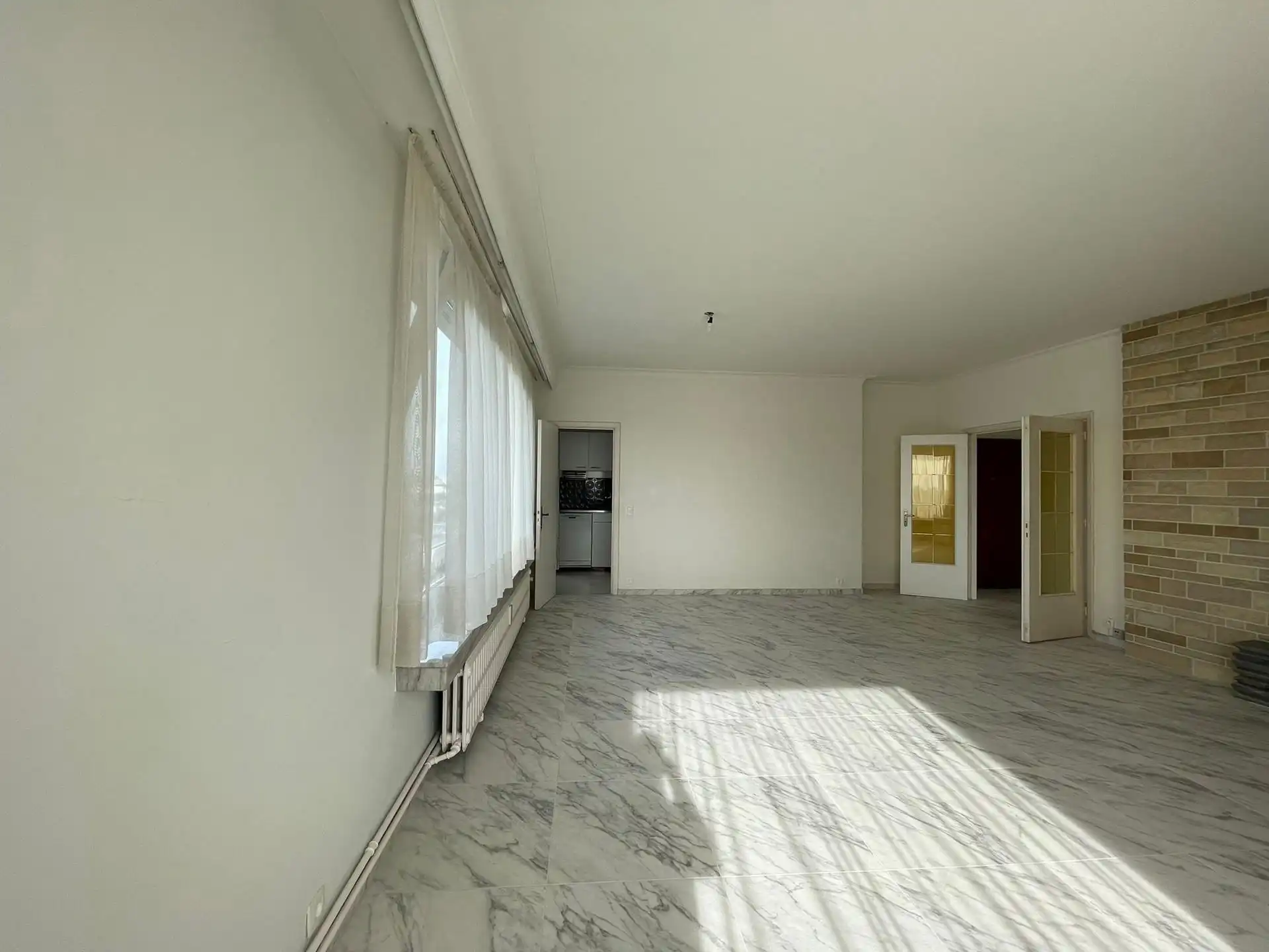 Zéér ruim appartement op een steenworp van het Valaarpark foto 6