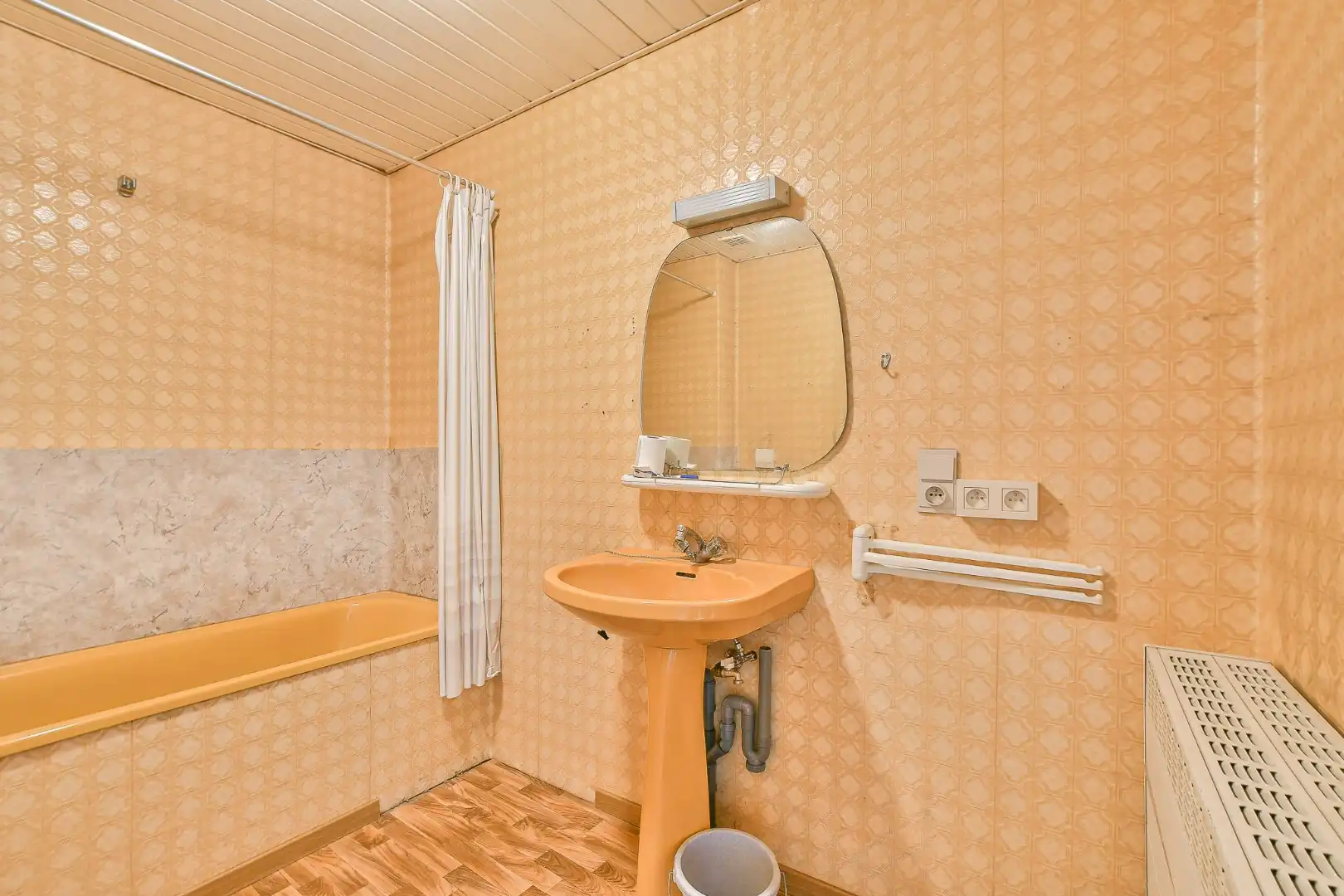 Instapklaar 2-slaapkamerappartement in hartje Blankenberge nabij de Grote Markt foto 14
