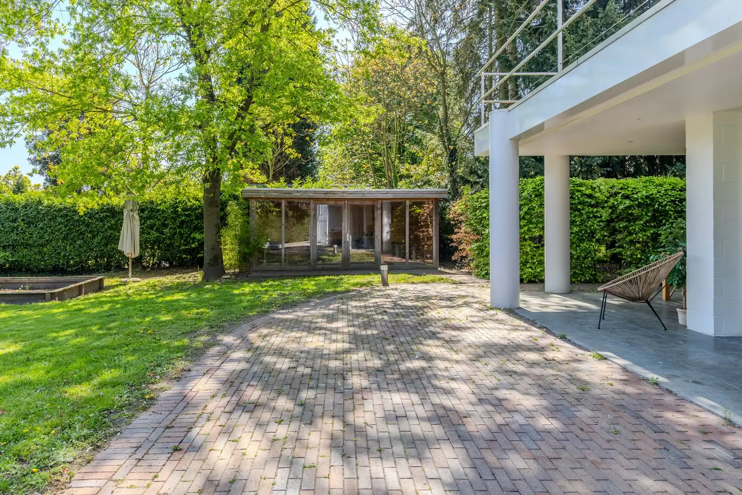 Moderne villa met ruime leefruimte, 4 slaapkamers en 2 badkamers op 13 are in gegeerde buurt Neerharen- Lanaken foto 38