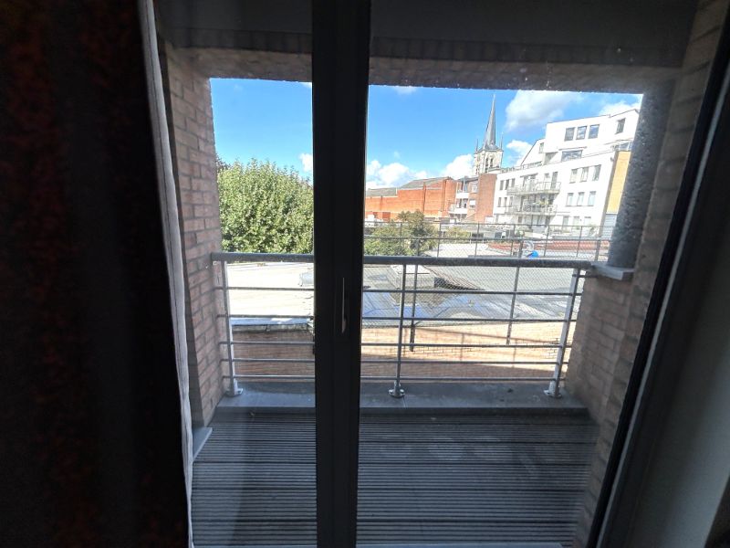 CENTRUM GEEL! 2 slpk appartement met autostpl. én zonnig terras foto 12