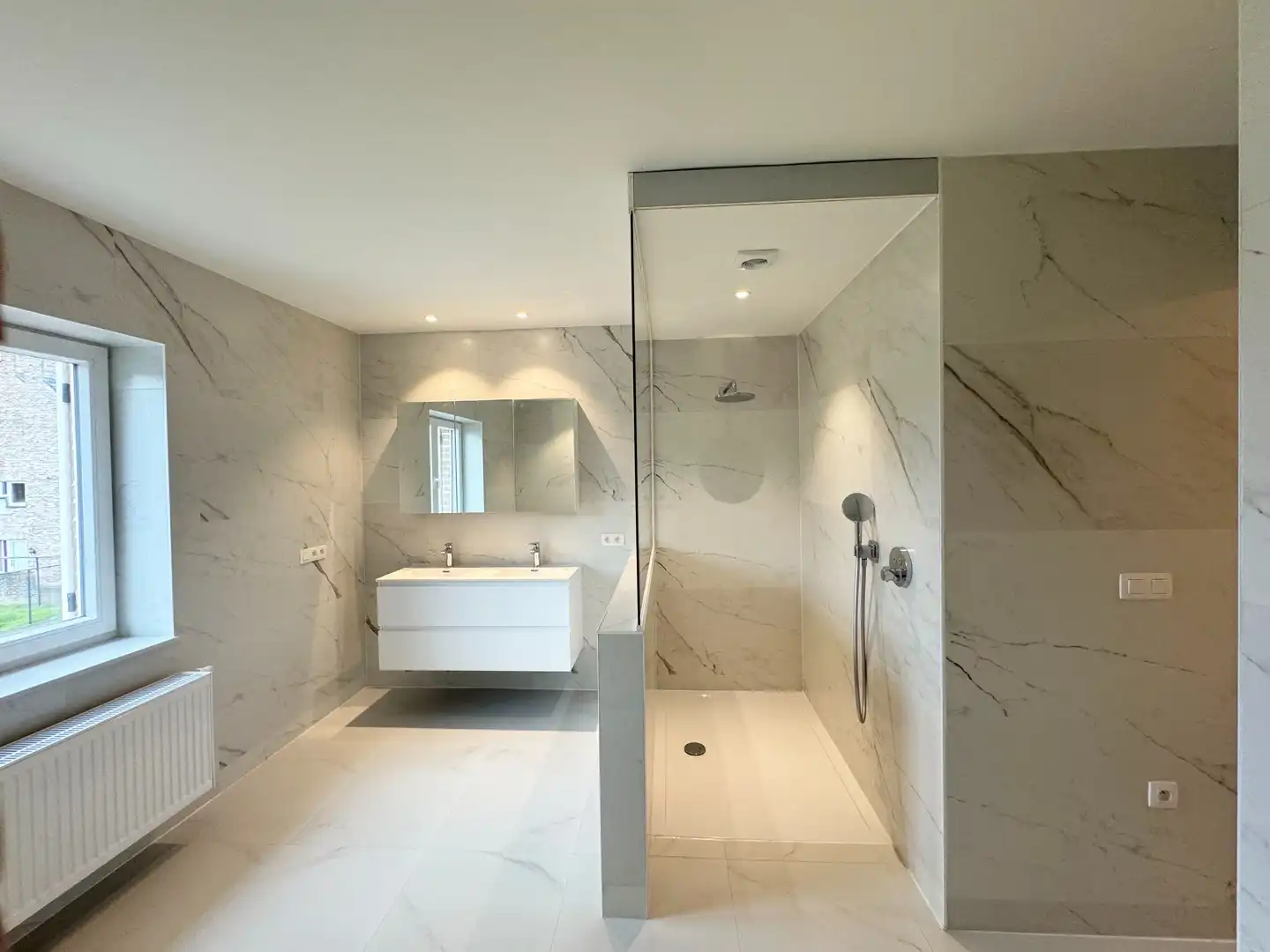 Nieuwbouwappartement nabij centrum van Tongeren foto 9
