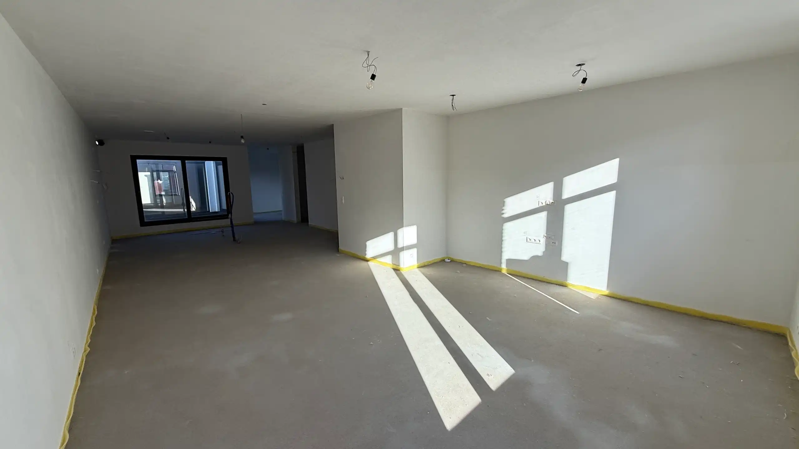 Handelspand met twee appartementen foto 8