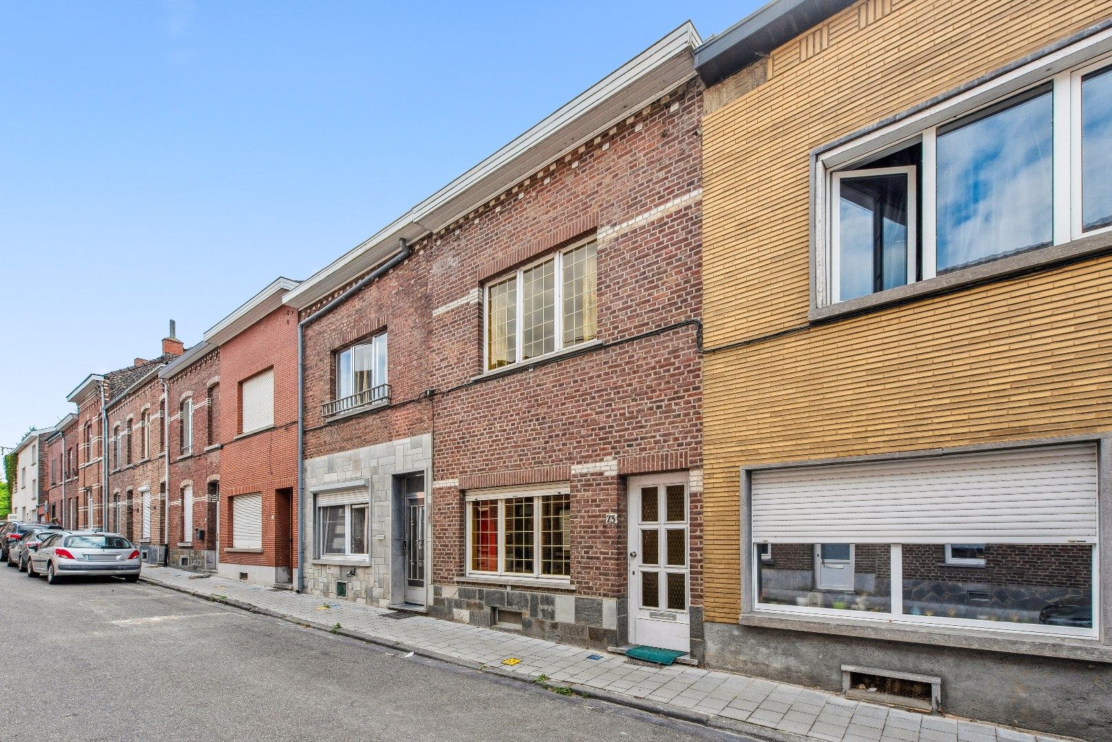 Te renoveren rijwoning nabij stadscentrum foto 2