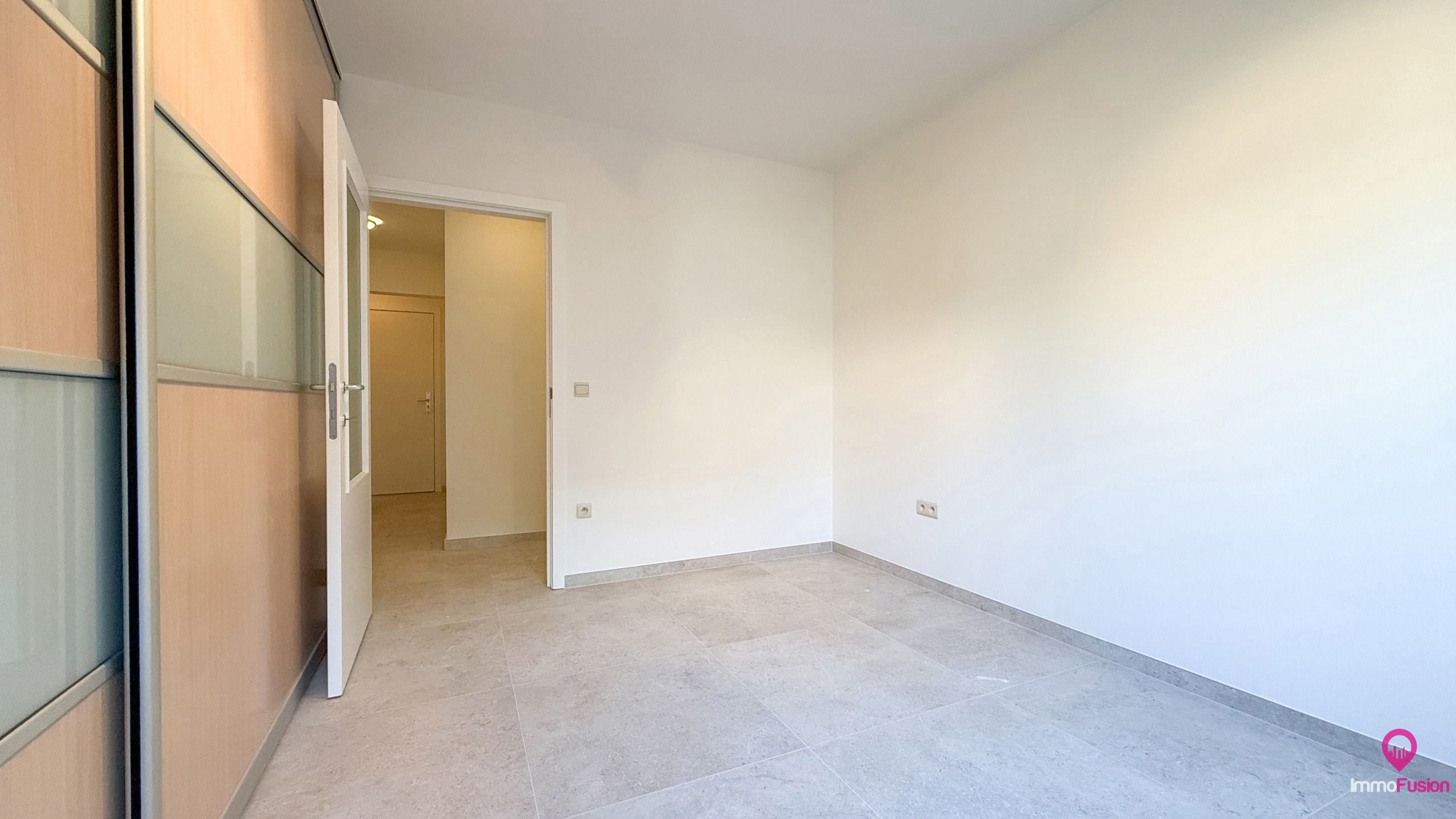 Ruim gelijkvloers appartement met tuin & garage in Beringen! foto 20