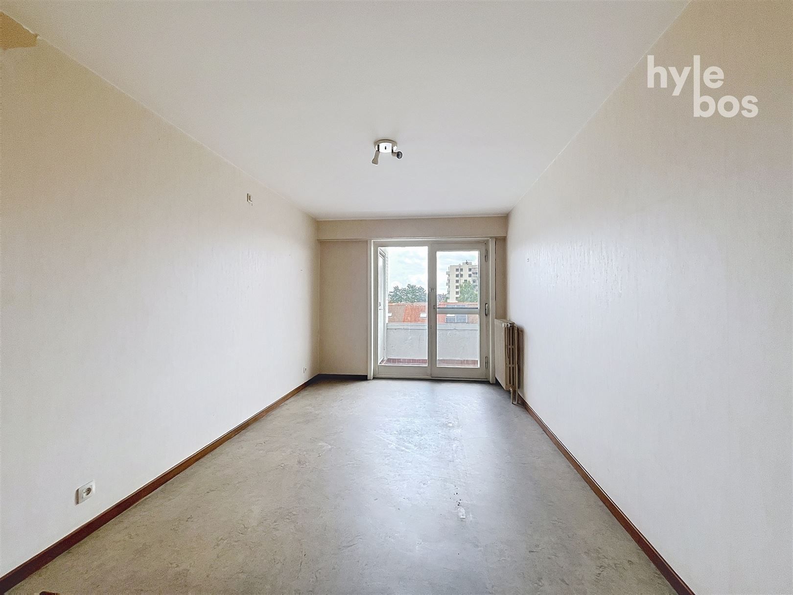 Centraal gelegen, lichtrijk 3 slaapkamer appartement  foto 11