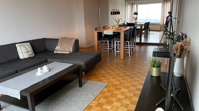 LEUK STARTERSAPPARTEMENT MET MAGNIFIEK UITZICHT OP 15 DE VERDIEPING foto 3