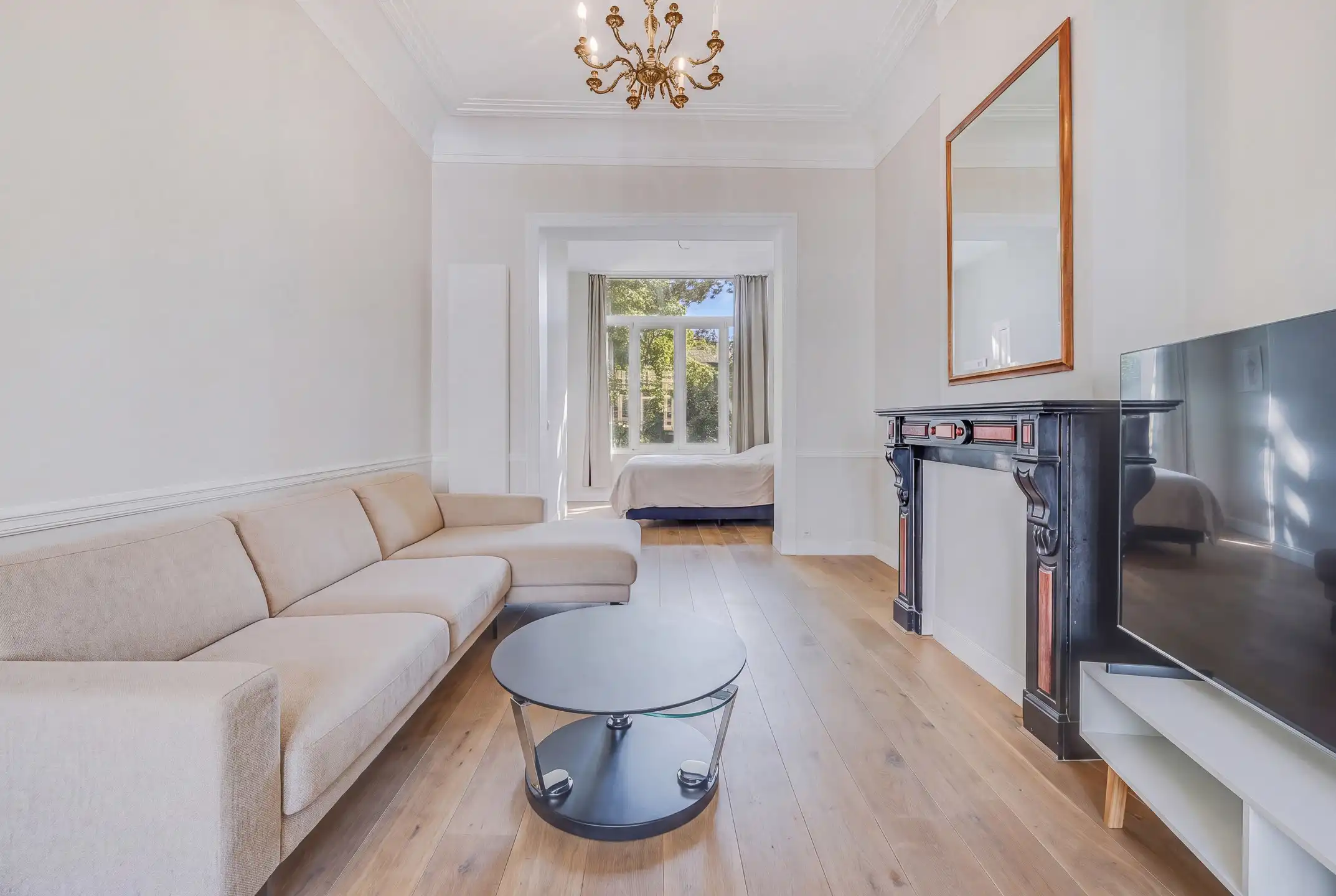 Licht en sfeervol appartement met 1 slaapkamer! foto 10