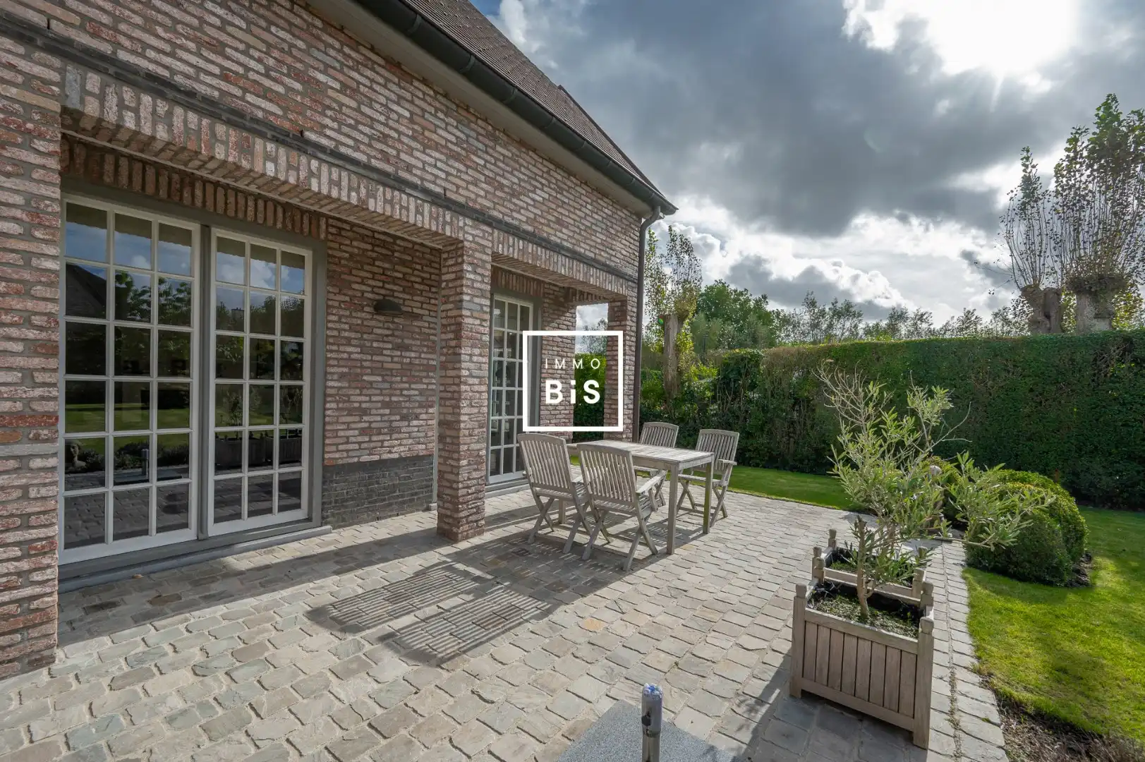 Statige villa op een rustige en residentiële ligging in het Zoute foto 3