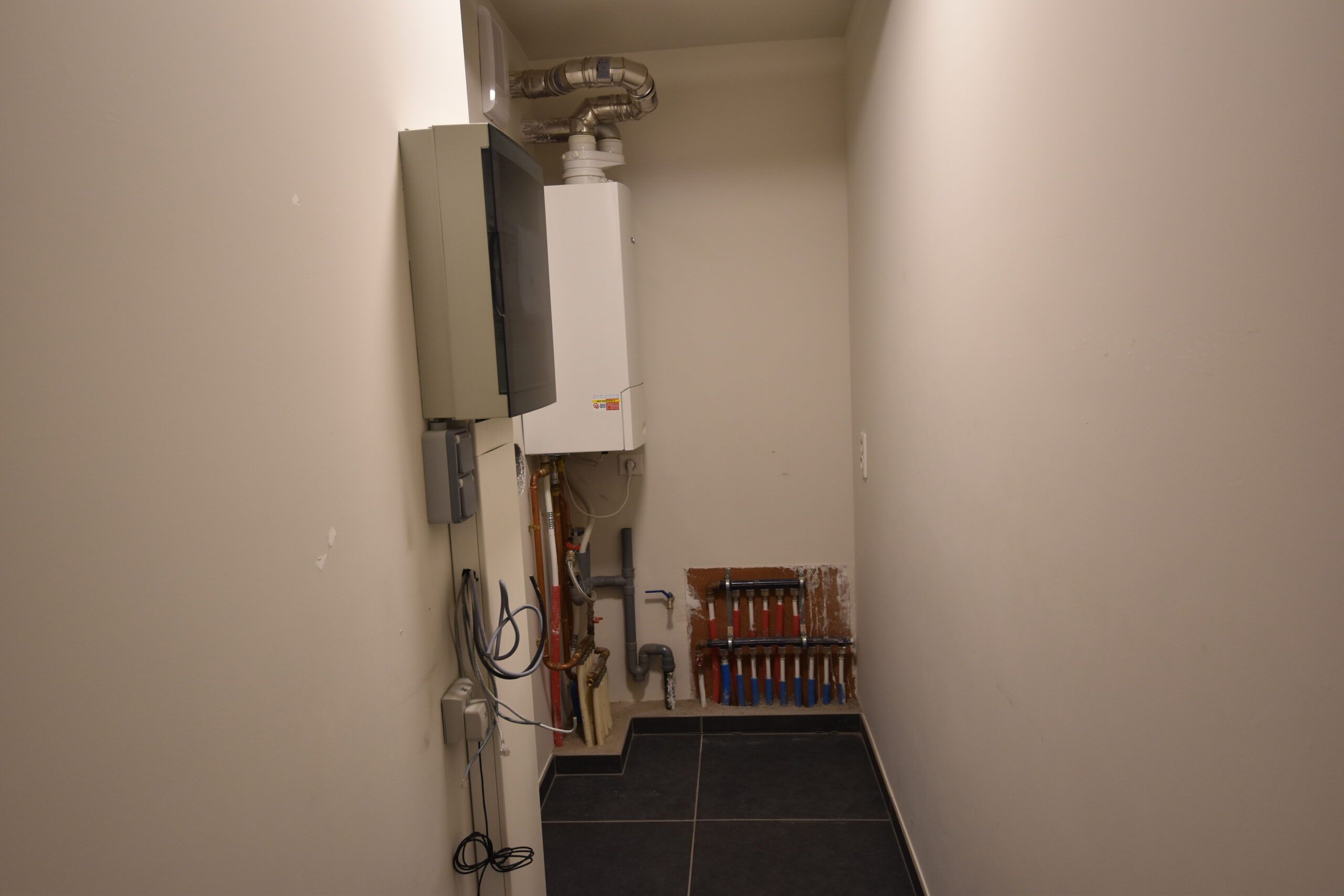 Trendy recent 2 slpk appartement met garagebox foto 6