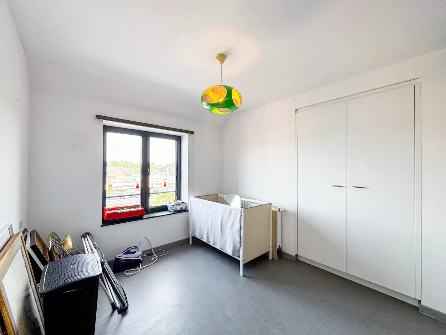 Zeer ruim duplexappartement met 2 slaapkamers en grote zolder foto 13