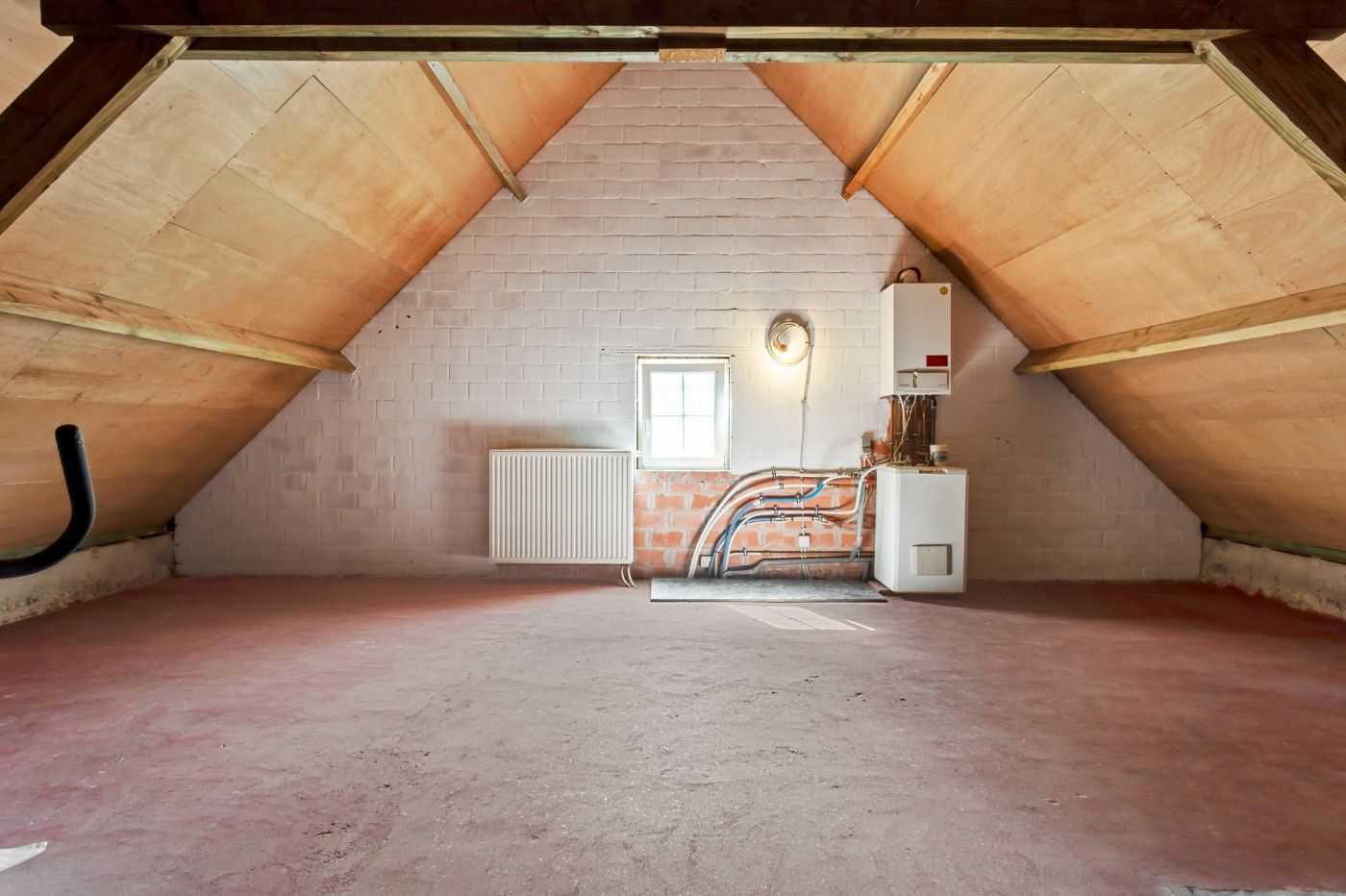 Recente, grote HOB met 4+ slpk., dubbele garage, weide en stallen foto 20