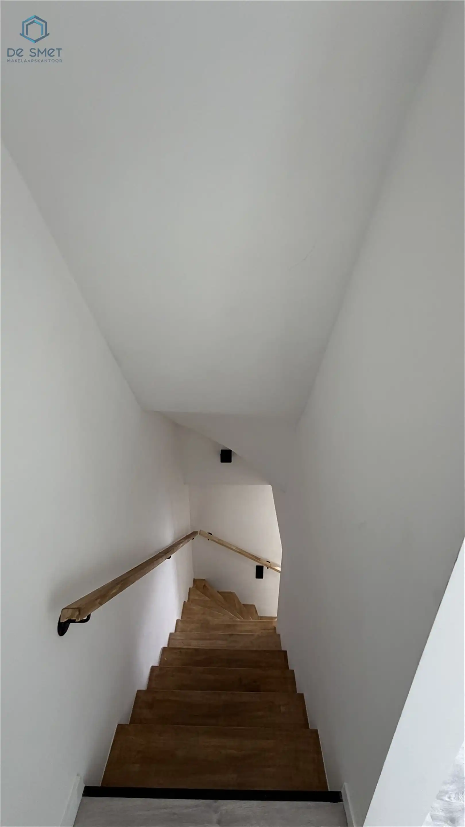 Instapklare, volledig gerenoveerde woning met 3 slaapkamers en 2 terrassen in Geraardsbergen foto 9