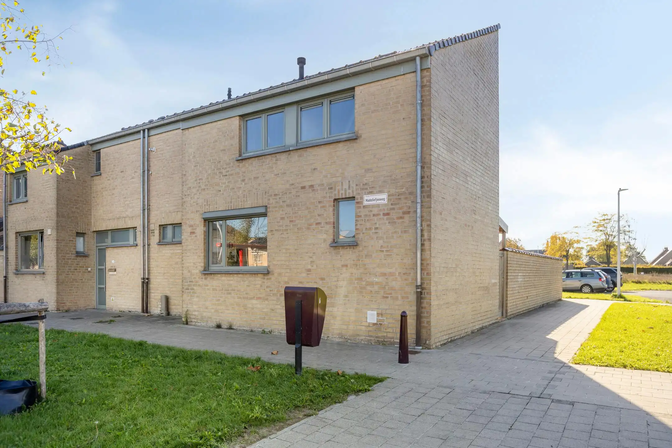 Hedendaags, duurzaam en instapklaar wonen in Poperinge foto 27