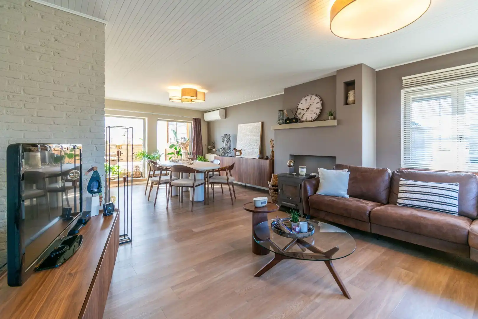 INSTAPKLARE WONING (EPC: B) MET 3 SLAAPKAMERS & GARAGE! foto 3