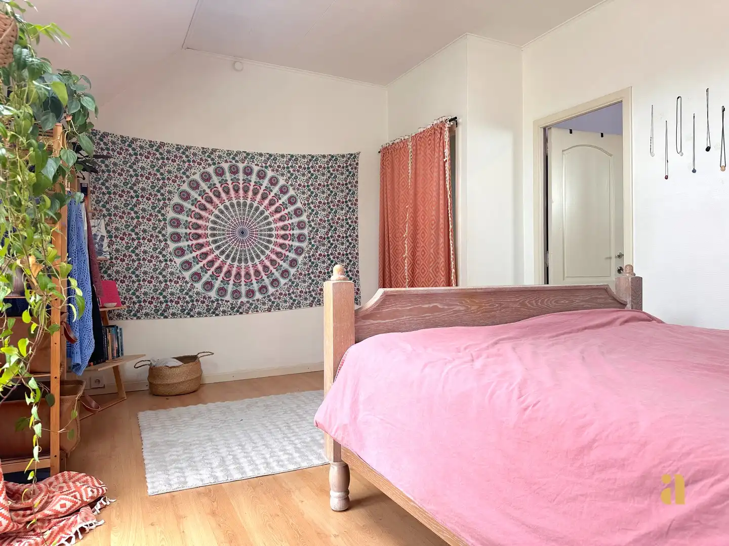 Licht, gezellig en een zonnige koer als bonus foto 18