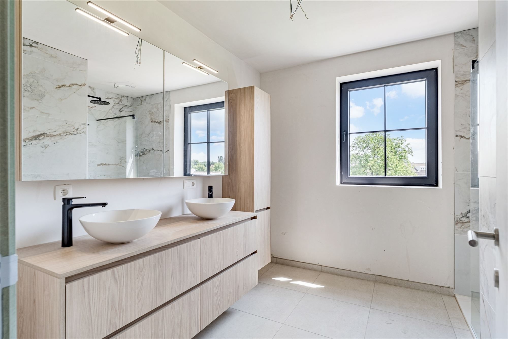 Afgewerkte BEN-woning op zeer rustige locatie te Molenbeersel foto 10