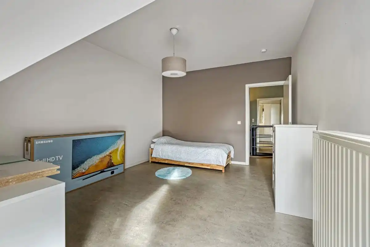 RUIM DUPLEXAPPARTEMENT VAN 144 M² MET 3 SLPK'S IN HASSELT foto 18