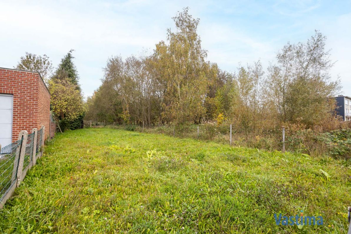Bouwrijpe grond nabij OLV-Ziekenhuis foto {{pictureIndex}}