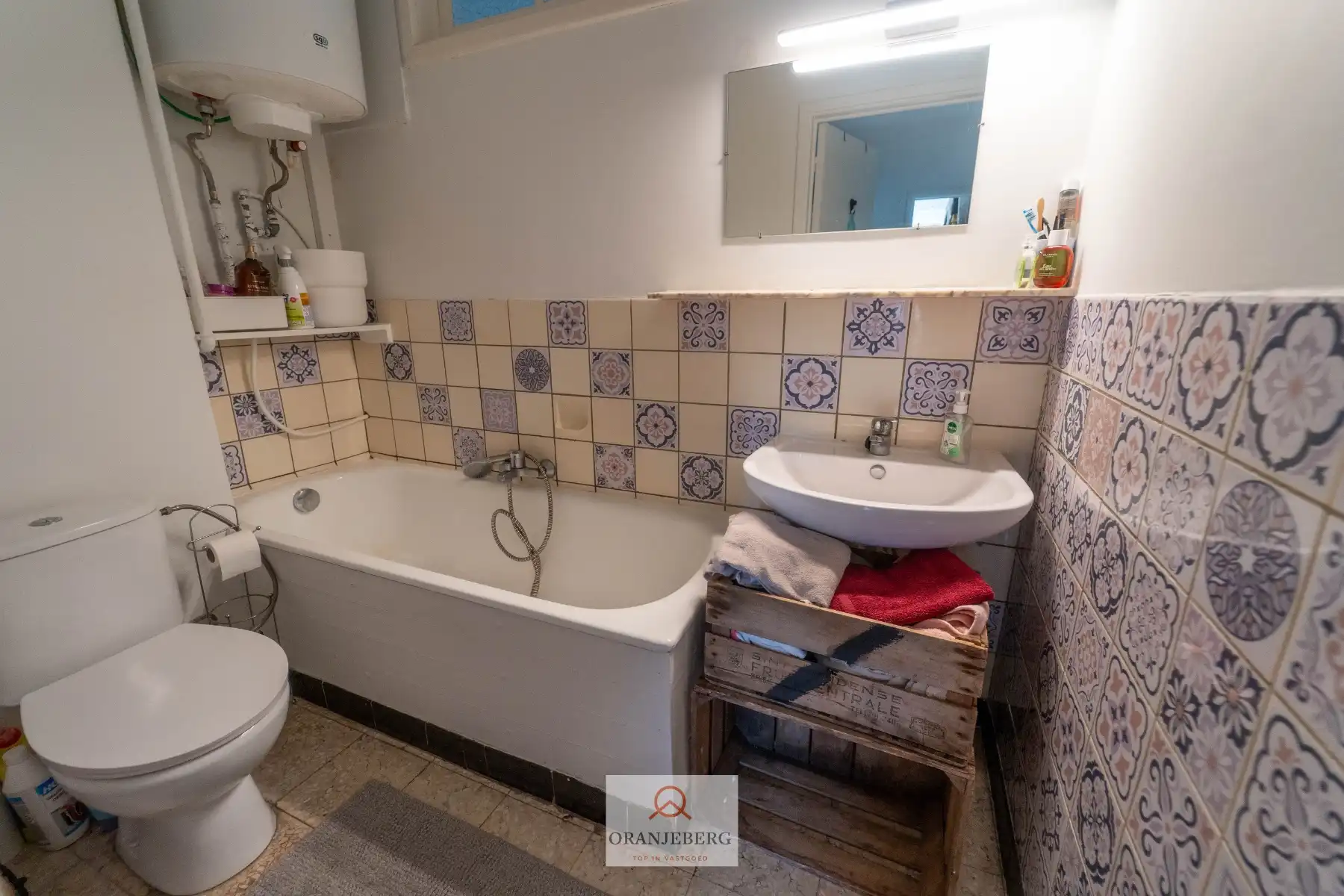 Gezellig 2 slaapkamer appartement nabij Gent-Sint-Pieters met terras en 2 kelderbergingen foto 25